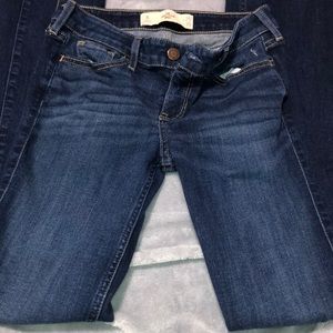 Hollister Jeans NWOT